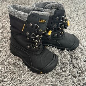 Keen toddler waterproof witer boots